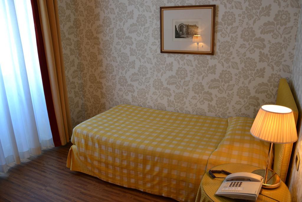 Comfort Single Room,503187732:JPEG